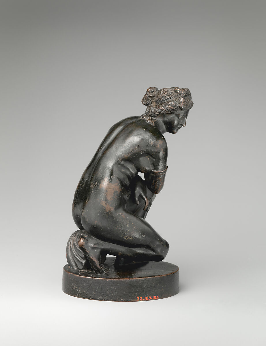 Crouching Venus, Bronze, black lacquer patina, Italian, probably Rome