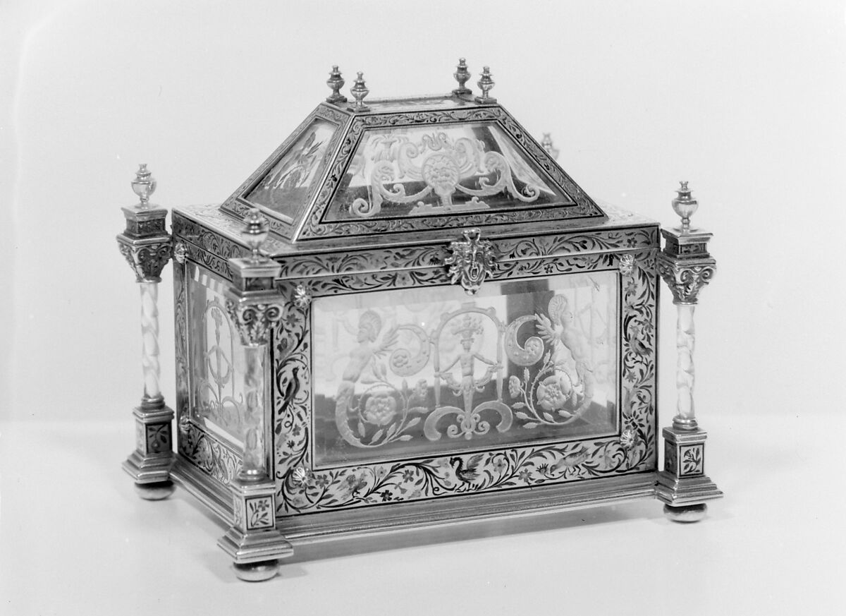 Casket, Gold, enamel, crystal, possibly Austrian, Vienna 