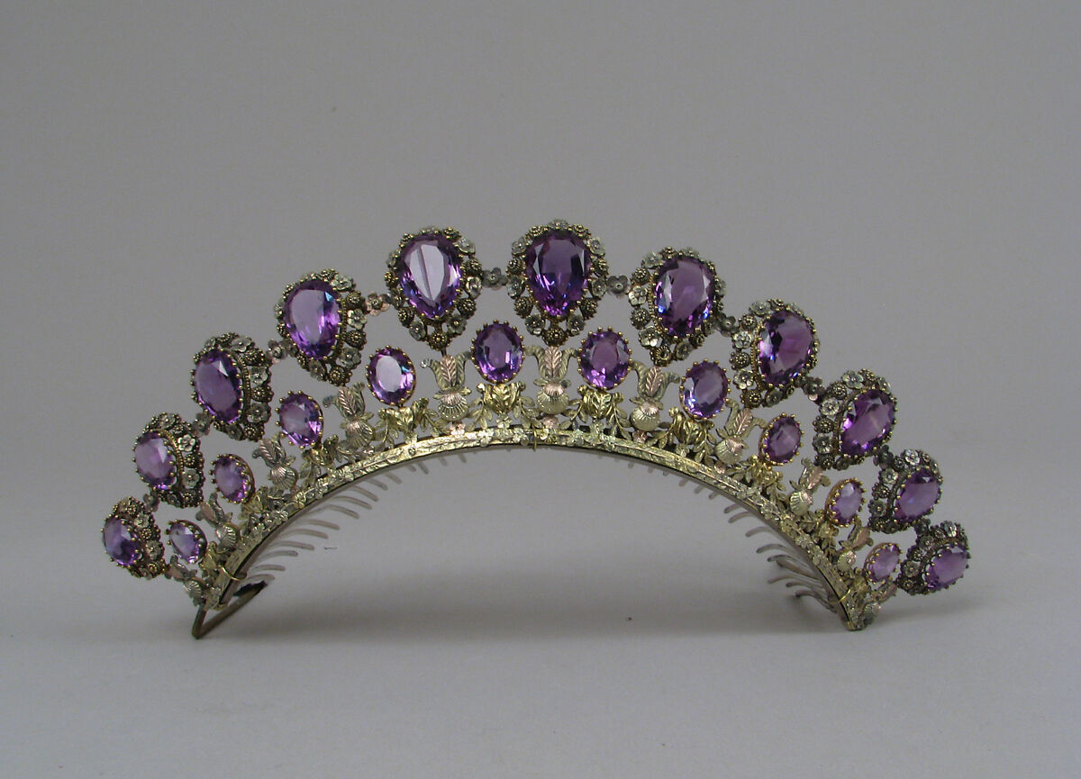Comb (part of a set), Gold, amethysts, French, Paris
