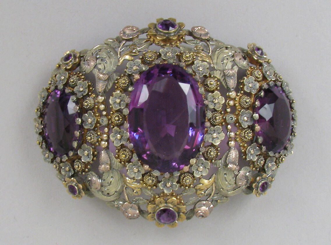 Brooch (part of a set), Gold, amethysts, French, Paris