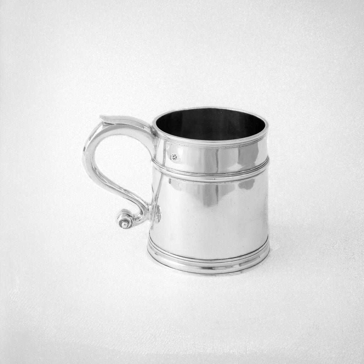 Mug, George Garthorne (active 1680–97), Silver, British, London