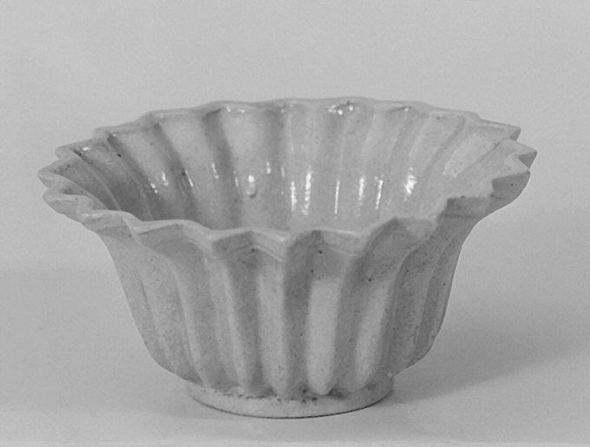 Jelly mold, Salt-glazed stoneware, British, Staffordshire 