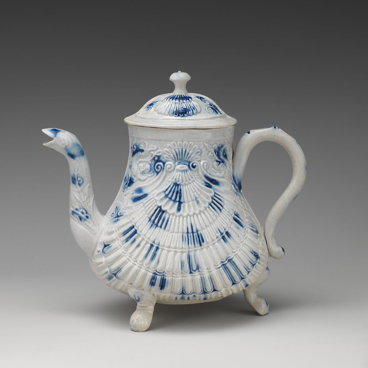 Footed teapot, Salt-glazed stoneware with underglaze blue, British, Staffordshire 