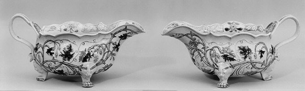 Pair of sauceboats, Salt-glazed stoneware, British, Staffordshire 