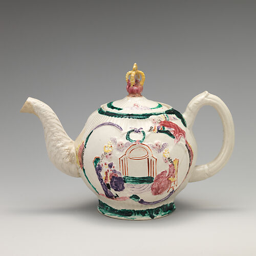Coronation teapot