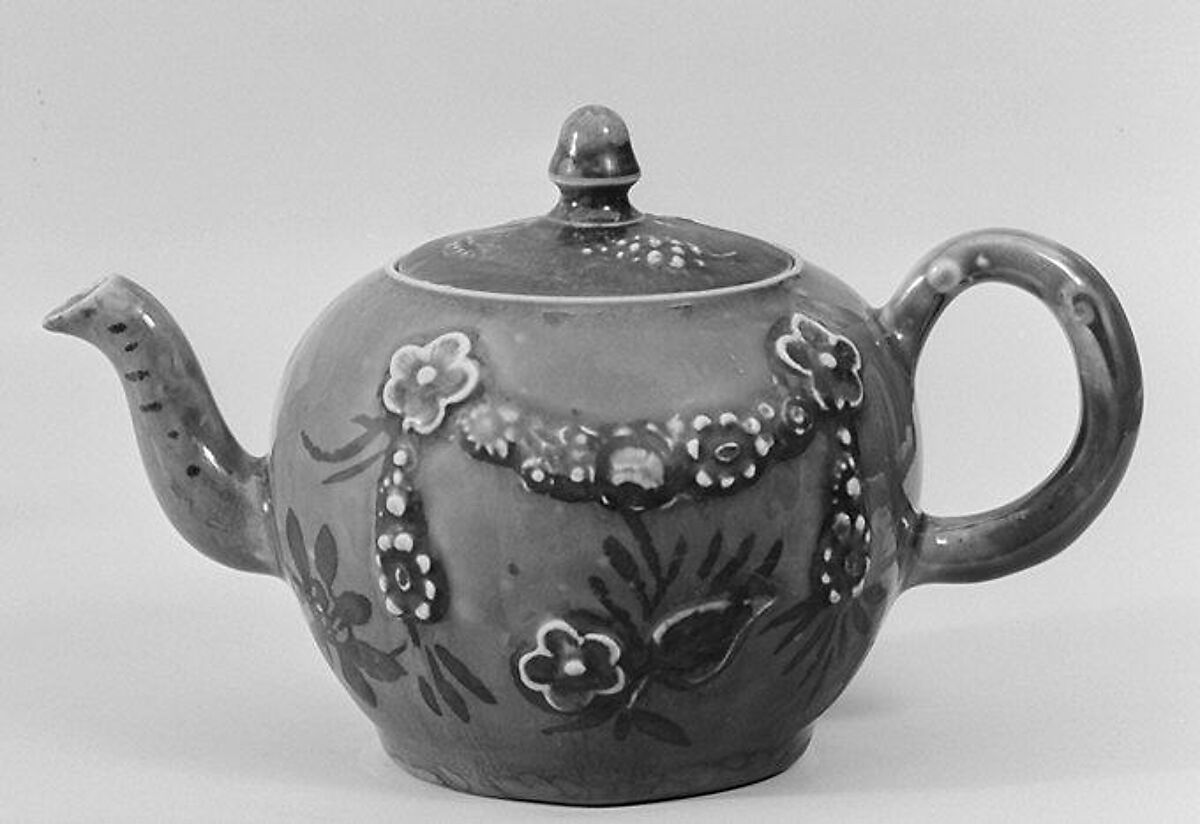 Teapot, Salt-glazed stoneware, British, Staffordshire 