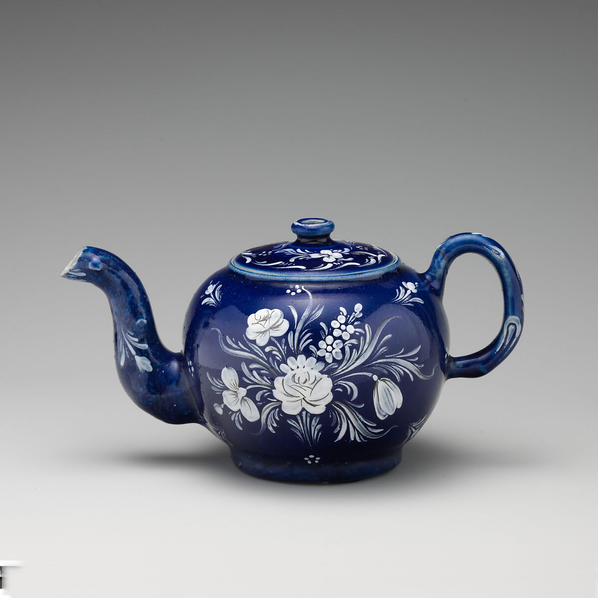 Teapot, Salt-glazed stoneware, British, Staffordshire 