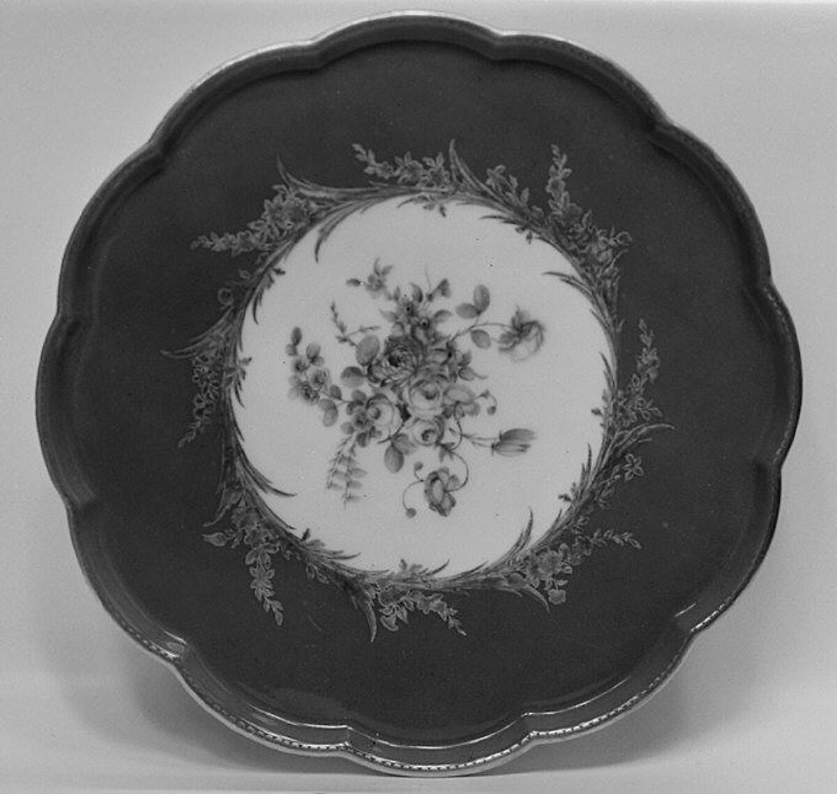Tray (soucoupe à pied) (one of four) (part of a service), Sèvres Manufactory (French, 1740–present), Soft-paste porcelain, French, Sèvres 