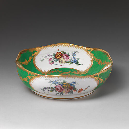 Salad bowl (saladier) (one of six) (part of a service)