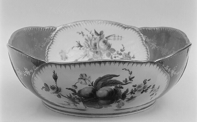 Salad bowl (saladier) (one of six) (part of a service), Sèvres Manufactory (French, 1740–present), Soft-paste porcelain, French, Sèvres 