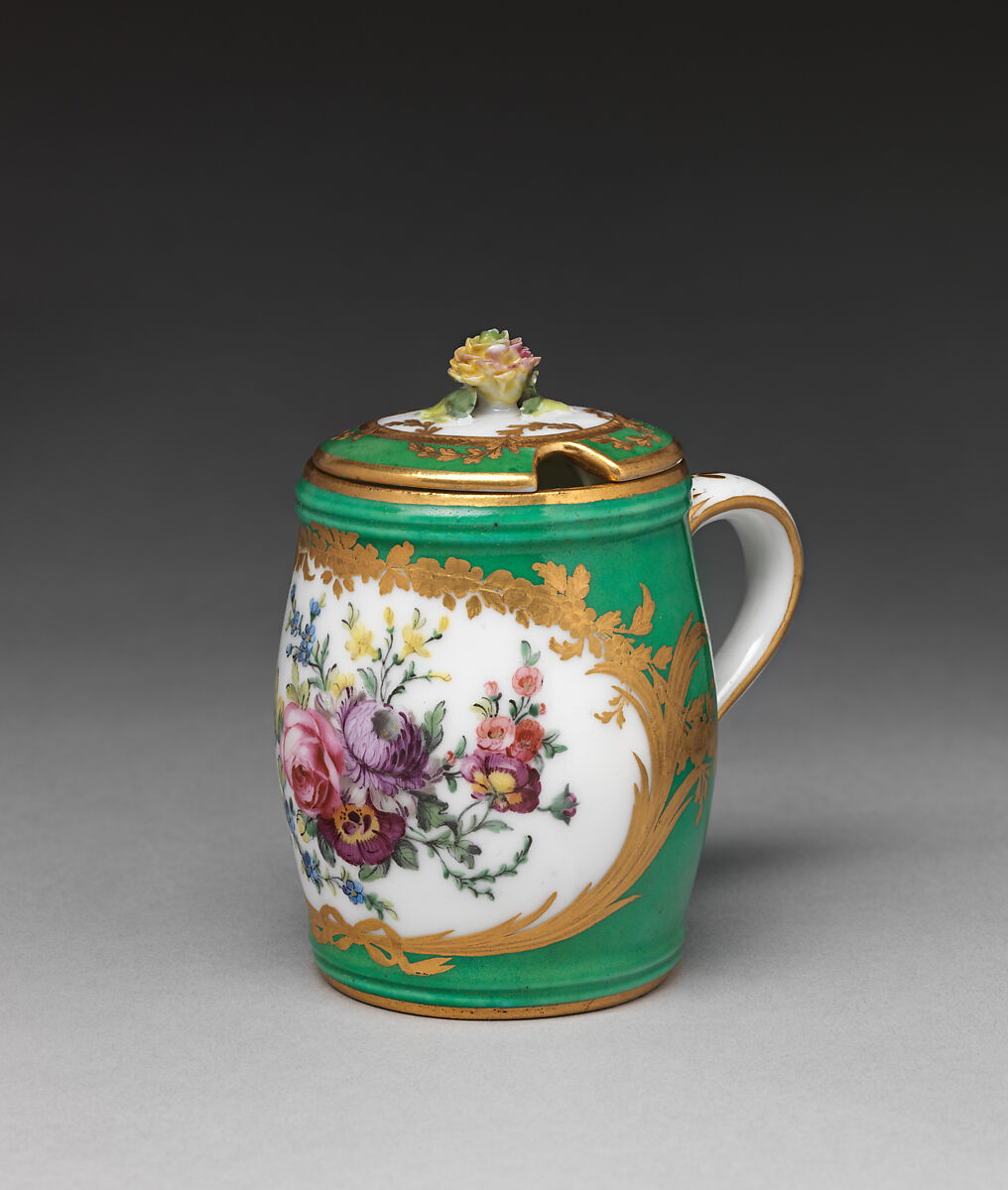 Mustard pot with cover (one of two) (part of a service), Sèvres Manufactory (French, 1740–present), Soft-paste porcelain, French, Sèvres 