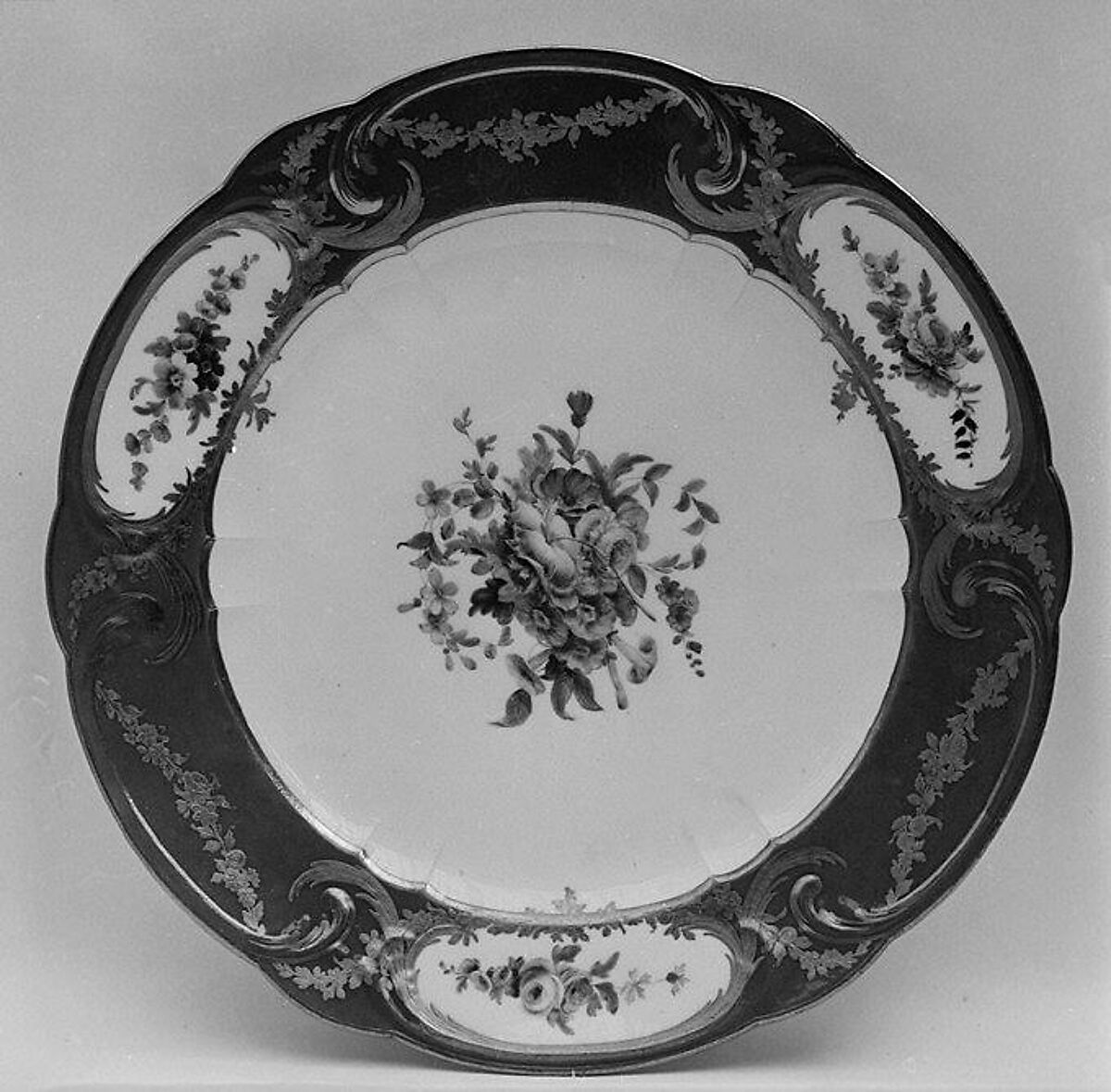 Plate (assiette à palmes) (1 of 102) (part of a service), Sèvres Manufactory (French, 1740–present), Soft-paste porcelain, French, Sèvres 