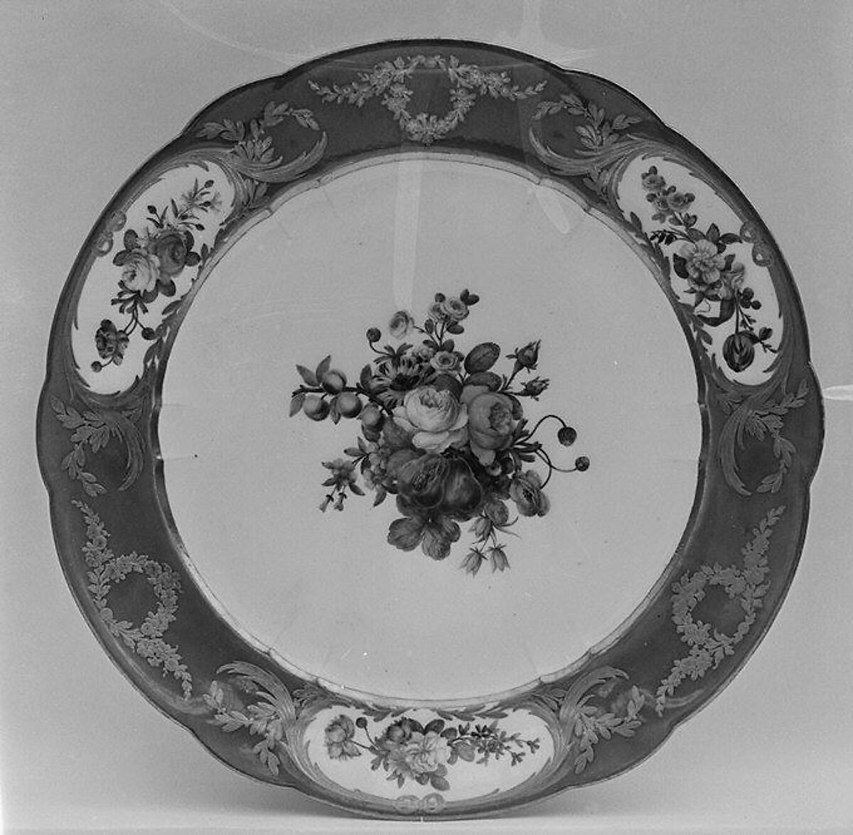 Plate (part of a service), Sèvres Manufactory (French, 1740–present), Soft-paste porcelain, French, Sèvres 