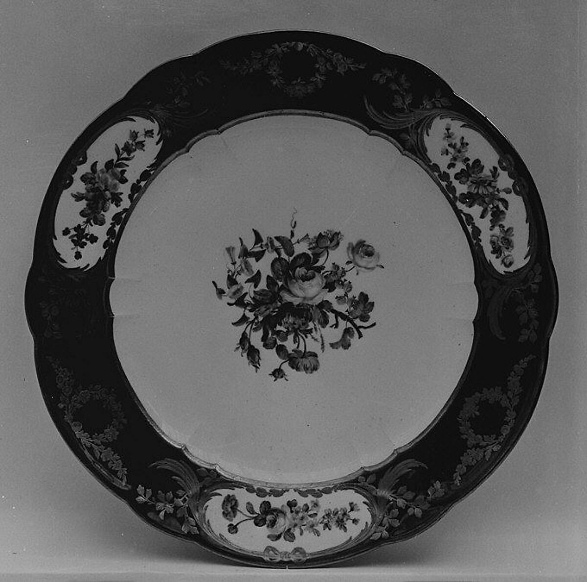 Plate (part of a service), Sèvres Manufactory (French, 1740–present), Soft-paste porcelain, French, Sèvres 