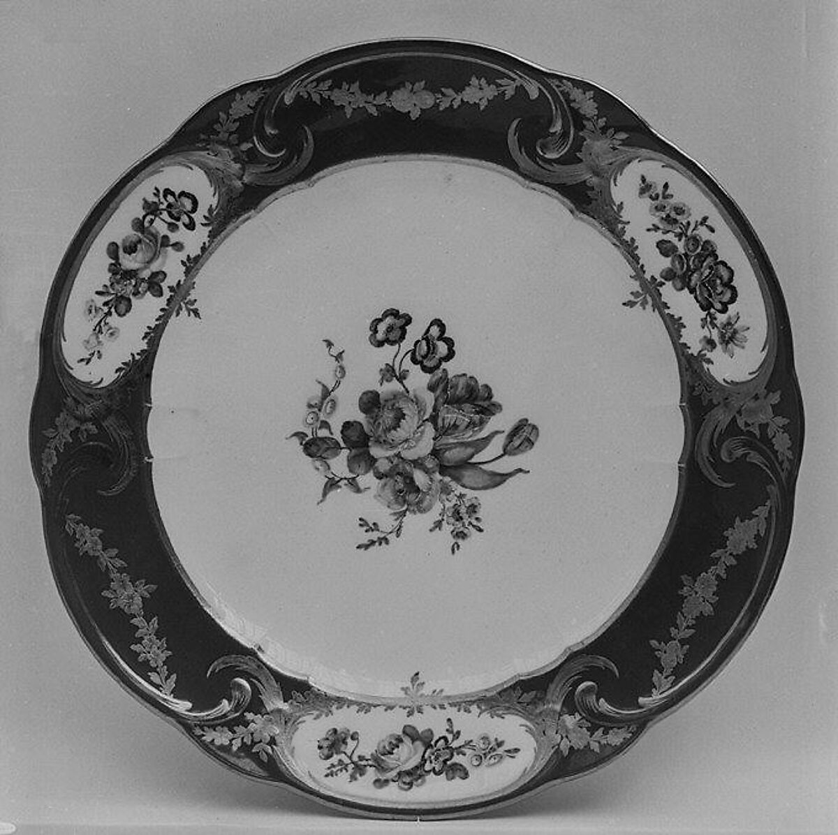 Plate (assiette à palmes) (1 of 102) (part of a service), Sèvres Manufactory (French, 1740–present), Soft-paste porcelain, French, Sèvres 