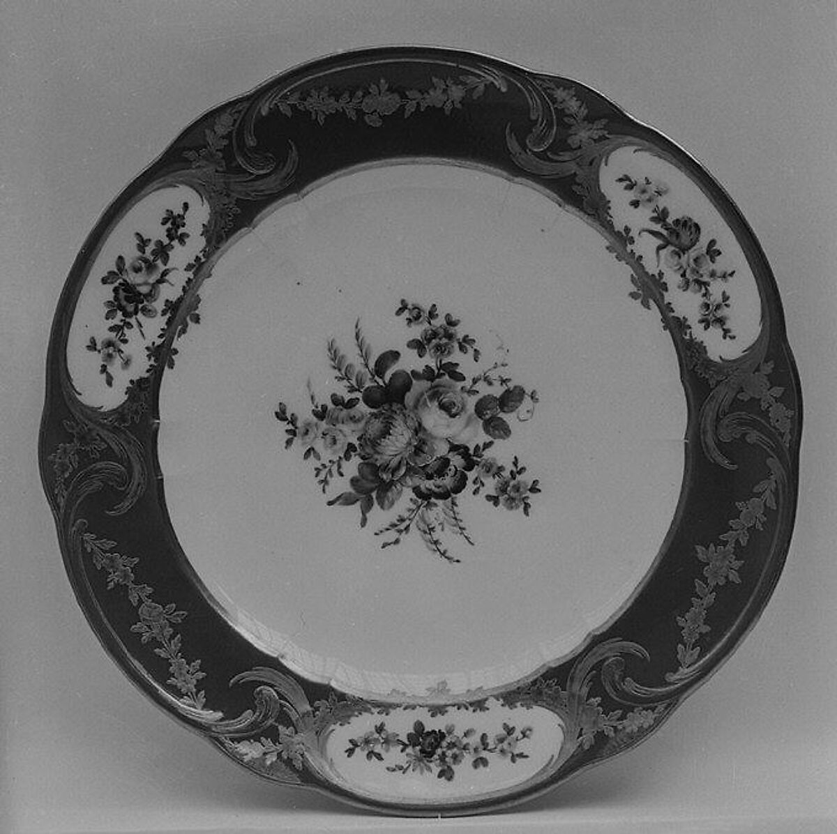 Plate (assiette à palmes) (1 of 102) (part of a service), Sèvres Manufactory (French, 1740–present), Soft-paste porcelain, French, Sèvres 