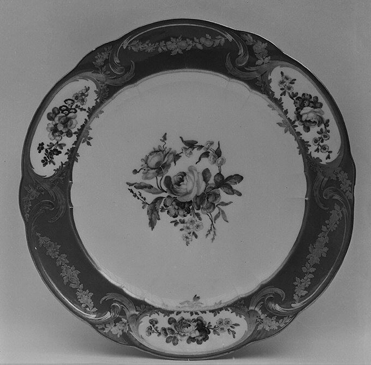 Plate (assiette à palmes) (1 of 102) (part of a service), Sèvres Manufactory (French, 1740–present), Soft-paste porcelain, French, Sèvres 