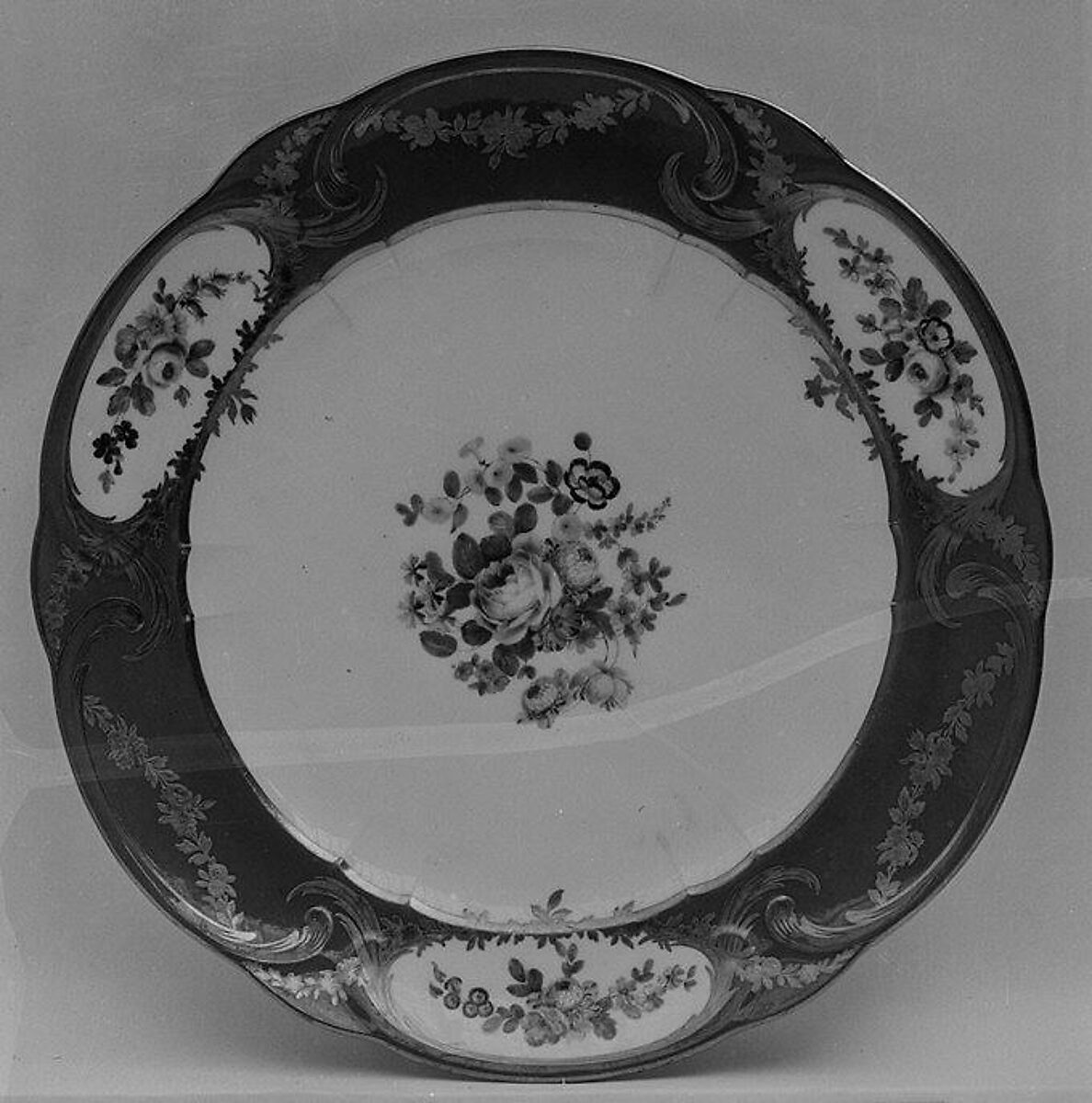 Plate (assiette à palmes) (1 of 102) (part of a service), Sèvres Manufactory (French, 1740–present), Soft-paste porcelain, French, Sèvres 