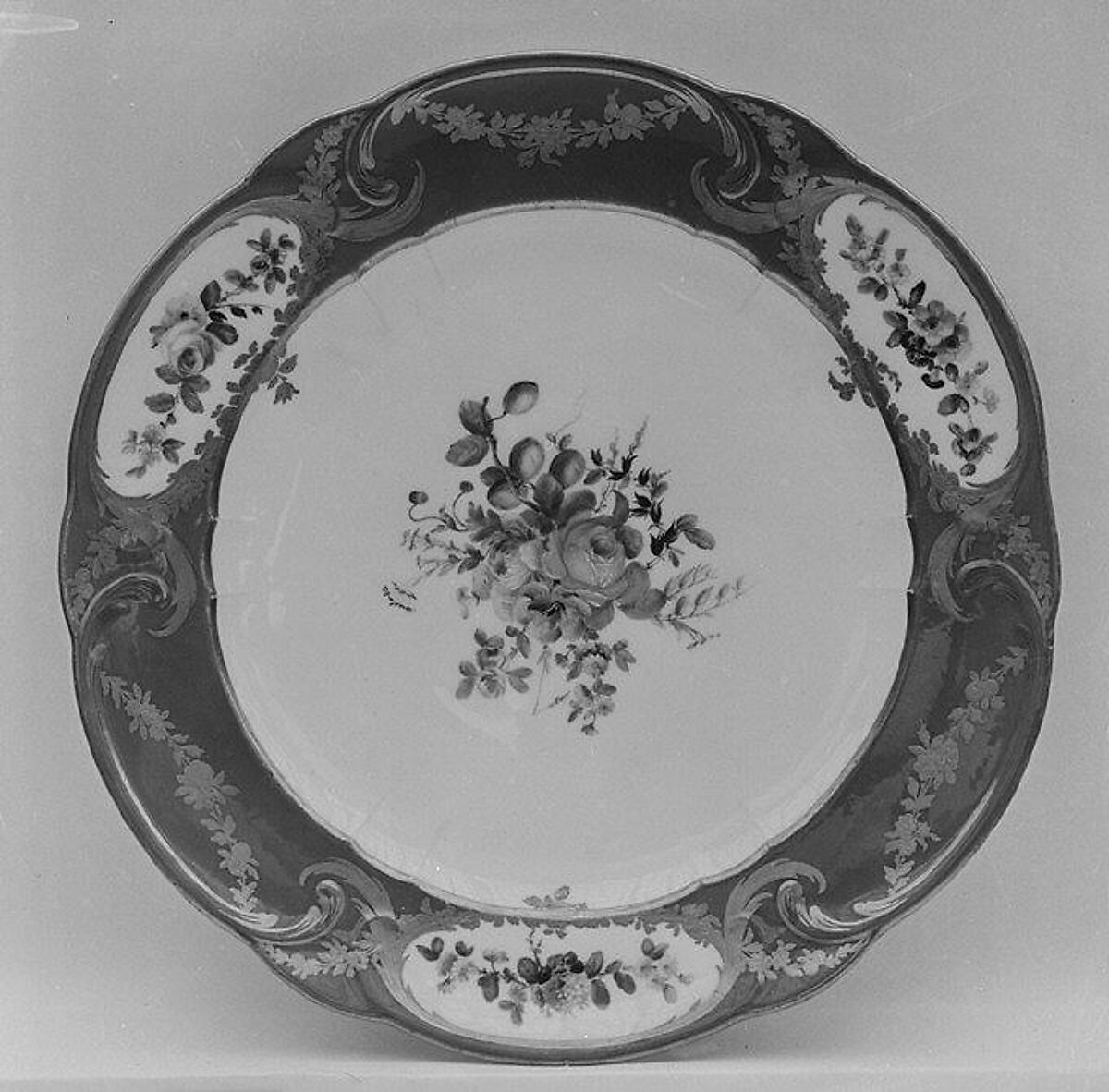 Plate (assiette à palmes) (1 of 102) (part of a service), Sèvres Manufactory (French, 1740–present), Soft-paste porcelain, French, Sèvres 