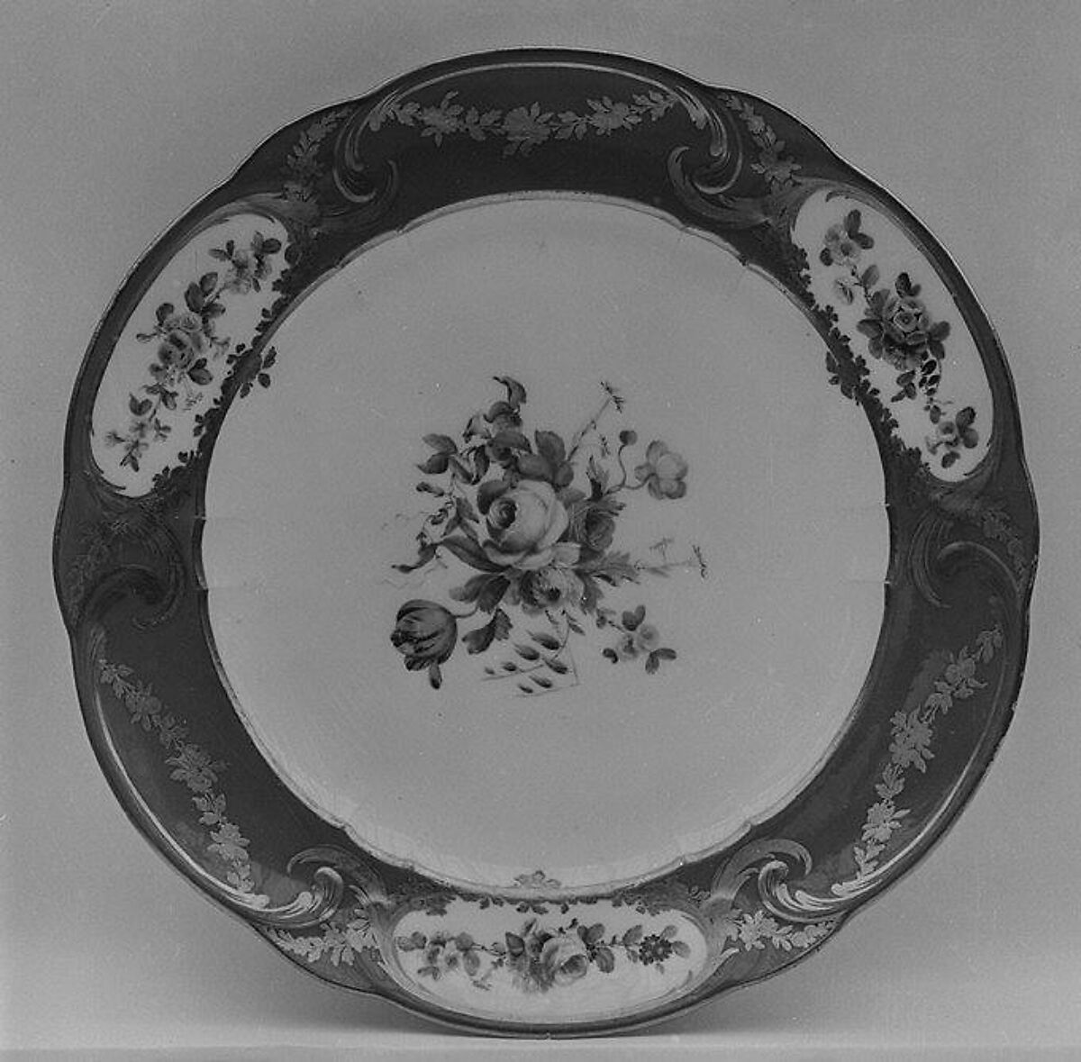 Plate (assiette à palmes) (1 of 102) (part of a service), Sèvres Manufactory (French, 1740–present), Soft-paste porcelain, French, Sèvres 