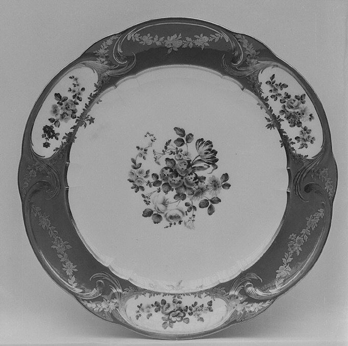 Plate (assiette à palmes) (1 of 102) (part of a service), Sèvres Manufactory (French, 1740–present), Soft-paste porcelain, French, Sèvres