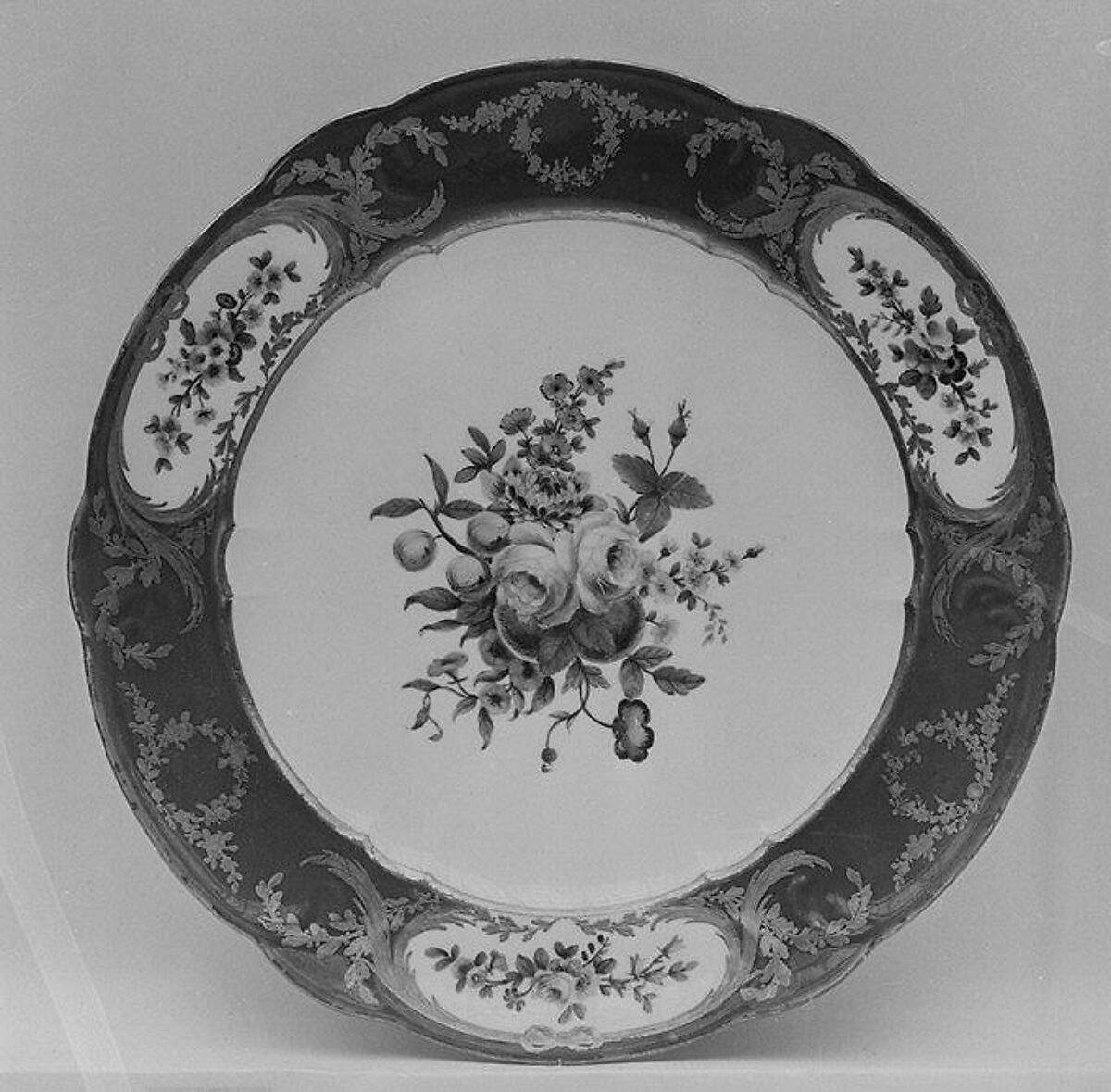 Plate (part of a service), Sèvres Manufactory (French, 1740–present), Soft-paste porcelain, French, Sèvres 