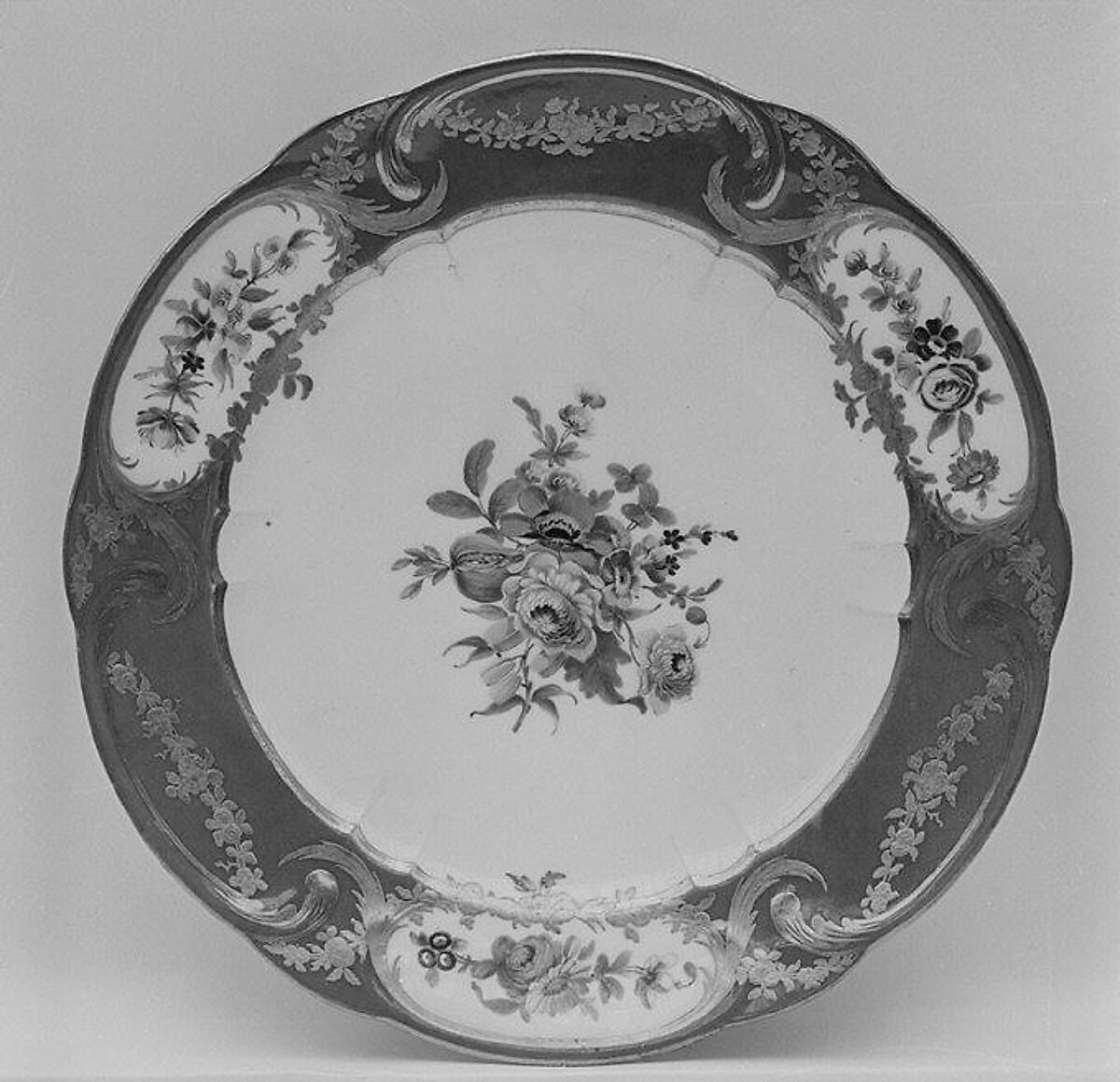 Plate (assiette à palmes) (1 of 102) (part of a service), Sèvres Manufactory (French, 1740–present), Soft-paste porcelain, French, Sèvres 