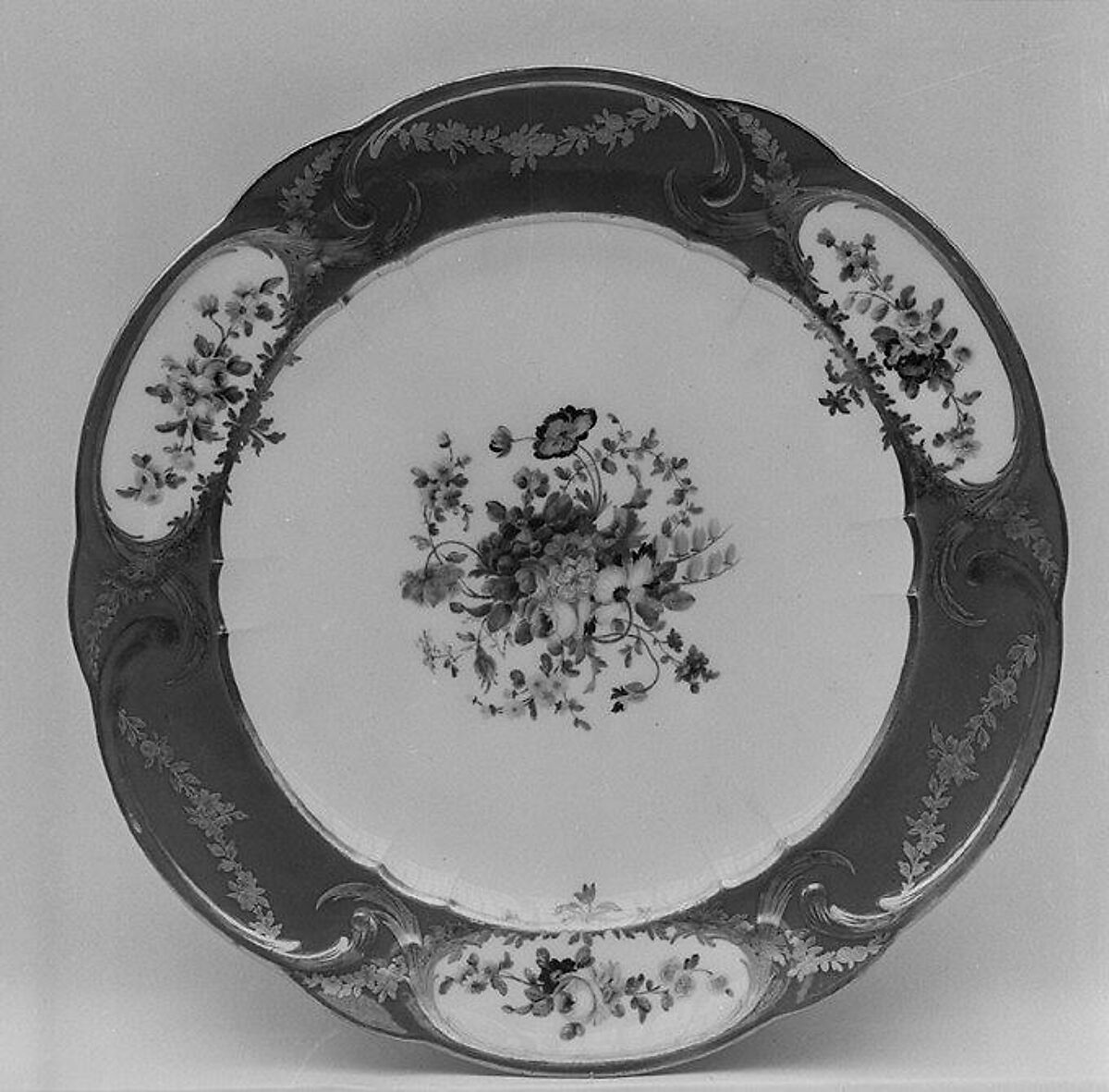 Plate (assiette à palmes) (1 of 102) (part of a service), Sèvres Manufactory (French, 1740–present), Soft-paste porcelain, French, Sèvres 