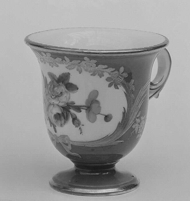 Ice cream cup (Tasse à glace) (part of a service), Sèvres Manufactory (French, 1740–present), Soft-paste porcelain, French, Sèvres