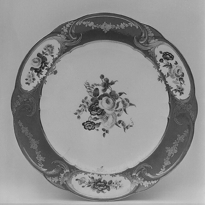 Plate (Assiette à palmes) (1 of 102) (part of a service), Sèvres Manufactory (French, 1740–present), Soft-paste porcelain, French, Sèvres 