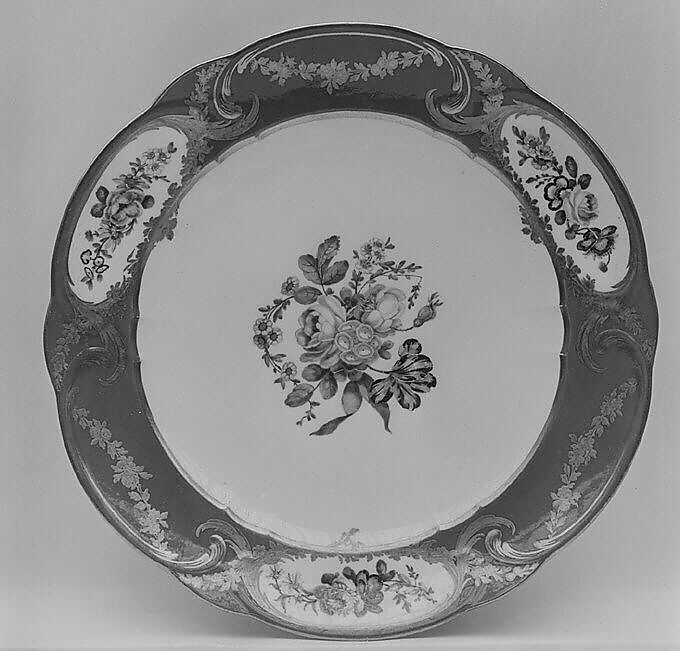 Plate (Assiette à palmes) (1 of 102) (part of a service), Sèvres Manufactory (French, 1740–present), Soft-paste porcelain, French, Sèvres 