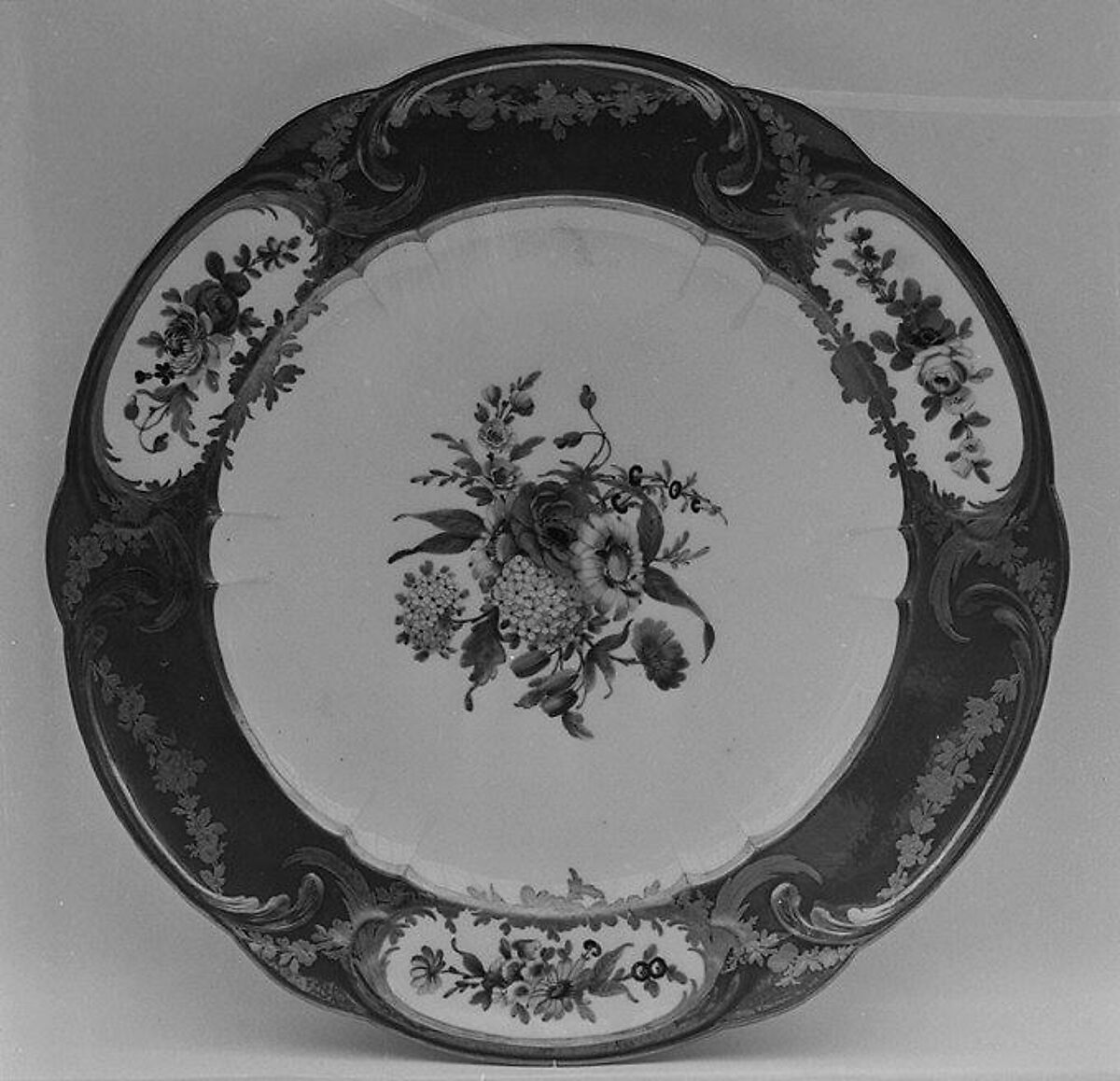 Plate (assiette à palmes) (1 of 102) (part of a service), Sèvres Manufactory (French, 1740–present), Soft-paste porcelain, French, Sèvres 