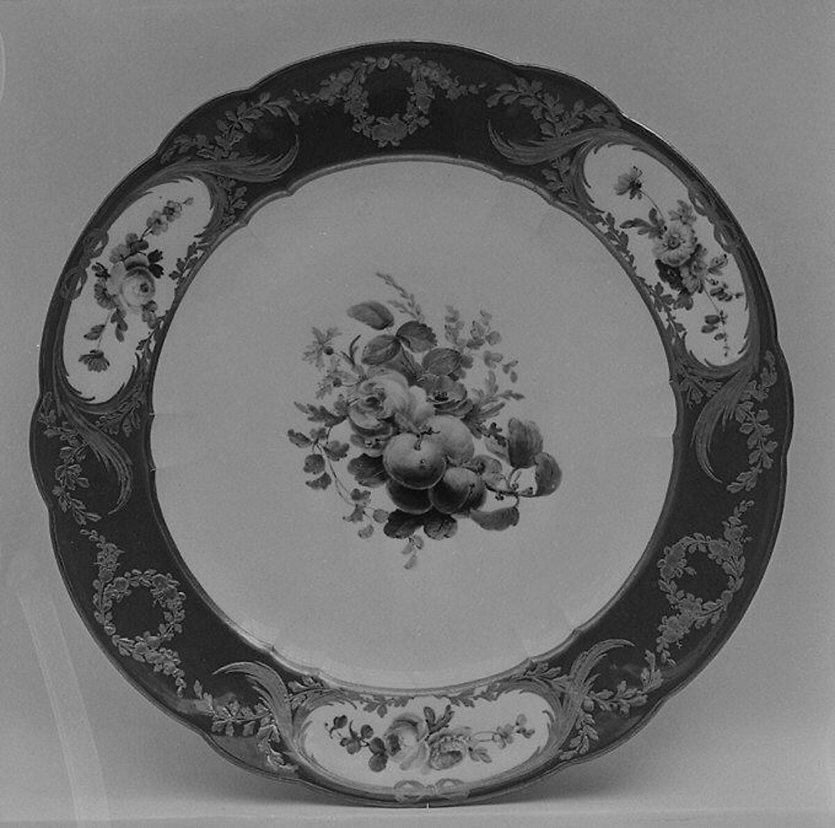 Plate (part of a service), Sèvres Manufactory (French, 1740–present), Soft-paste porcelain, French, Sèvres 