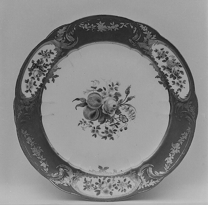 Plate (Assiette à palmes) (1 of 102) (part of a service), Sèvres Manufactory (French, 1740–present), Soft-paste porcelain, French, Sèvres 