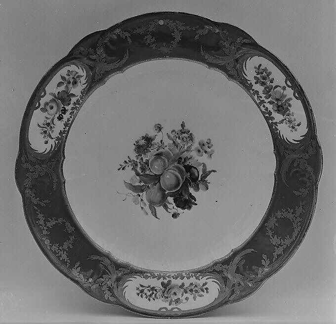 Plate (part of a service), Sèvres Manufactory (French, 1740–present), Soft-paste porcelain, French, Sèvres 