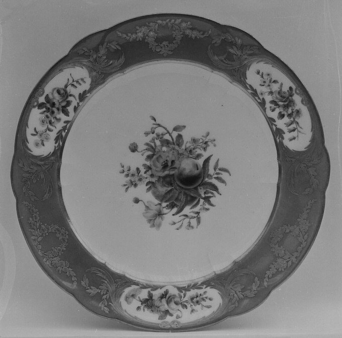 Plate (part of a service), Sèvres Manufactory (French, 1740–present), Soft-paste porcelain, French, Sèvres 