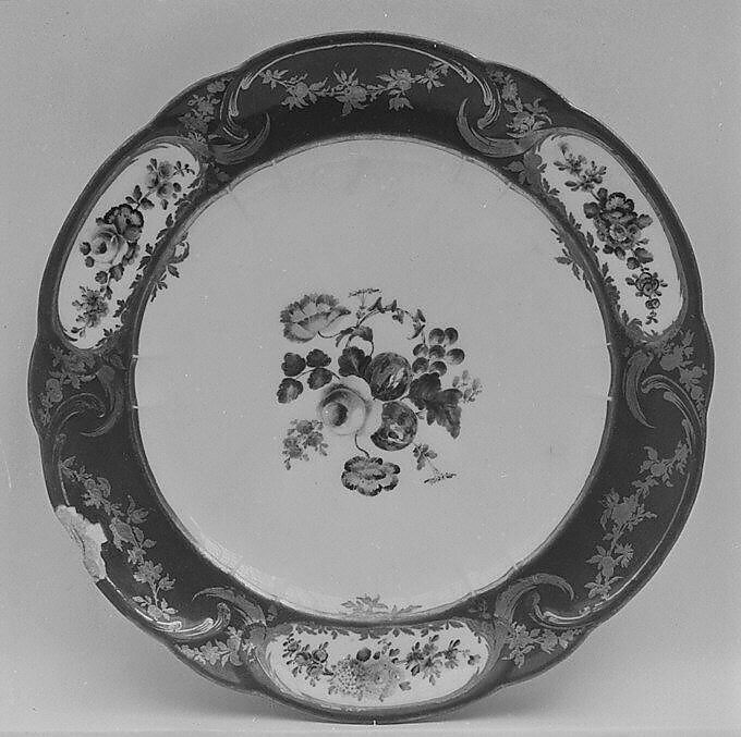 Plate (assiette à palmes) (1 of 102) (part of a service), Sèvres Manufactory (French, 1740–present), Soft-paste porcelain, French, Sèvres 