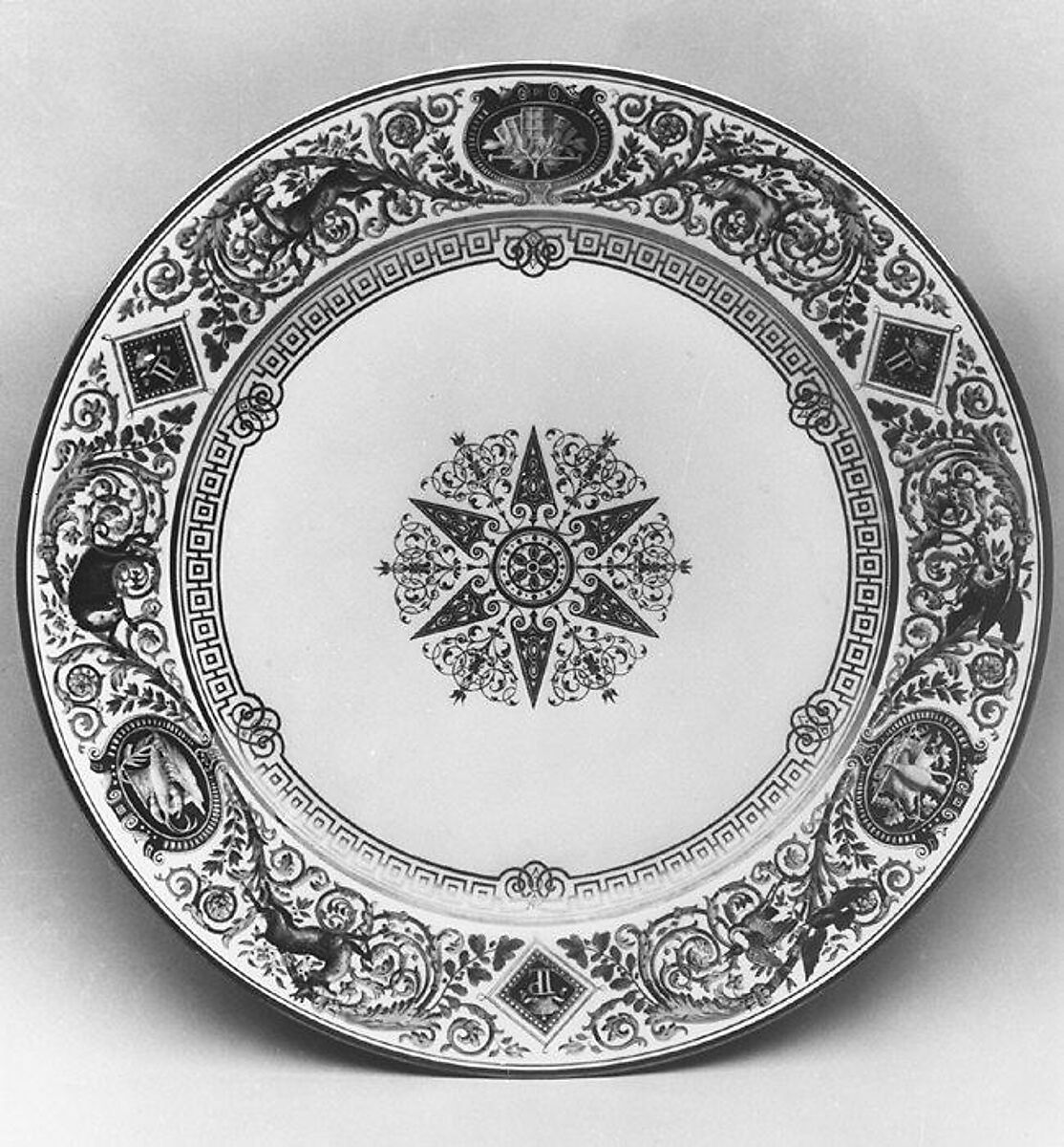 Plate, Sèvres Manufactory (French, 1740–present), Hard-paste porcelain, French, Sèvres 