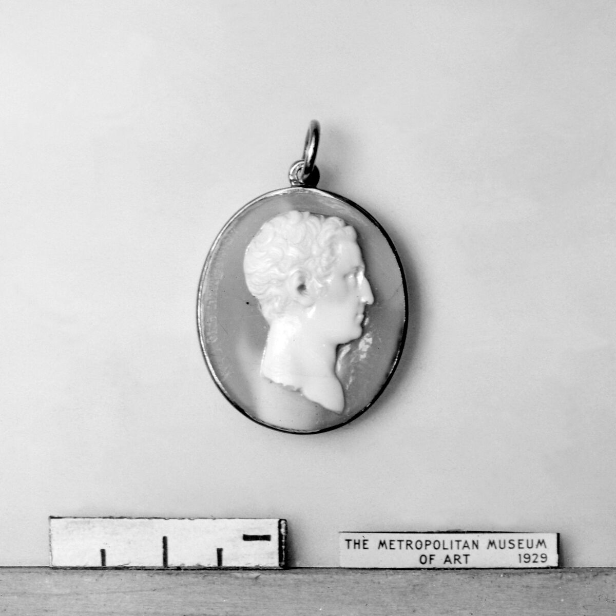 William Ponsonby, Viscount Duncannon, Future Second Earl of Bessborough, Johann Lorenz Natter (German, 1703–1765), Onyx, mounted in gold as a pendant, British, probably London