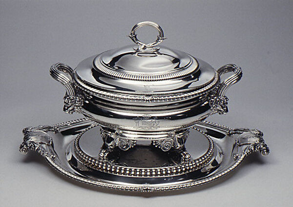 Soup tureen with cover and stand