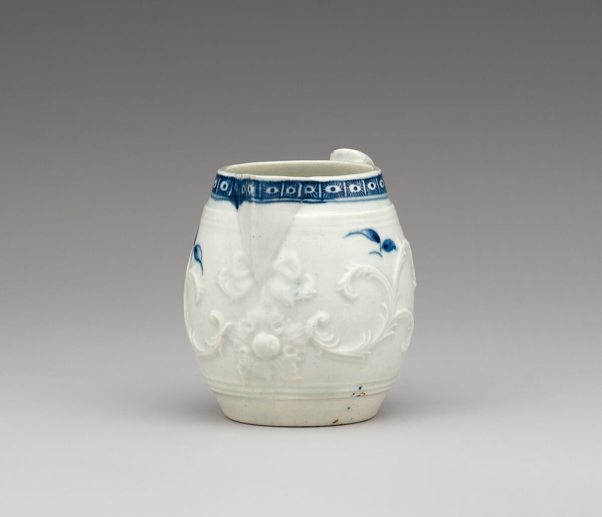 Cream jug, Worcester factory (British, 1751–2008), Soft-paste porcelain, British, Worcester