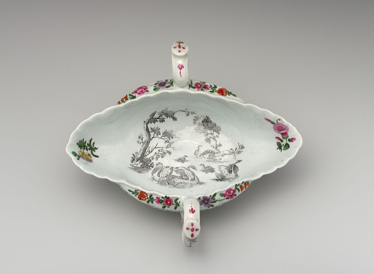 Sauceboat, Worcester factory (British, 1751–2008), Soft-paste porcelain, British, Worcester