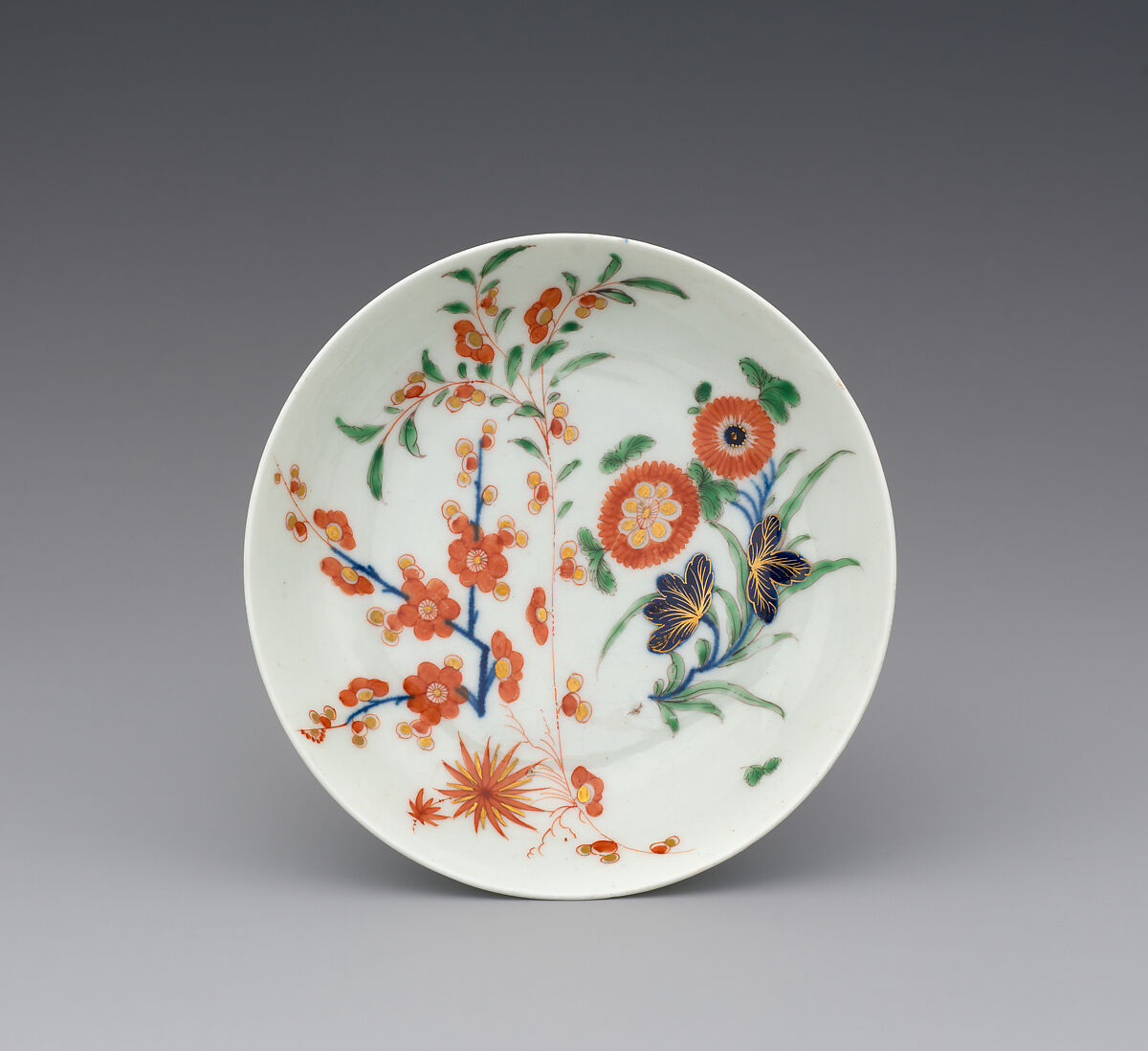 Saucer (part of a service), Worcester factory (British, 1751–2008), Soft-paste porcelain, British, Worcester 