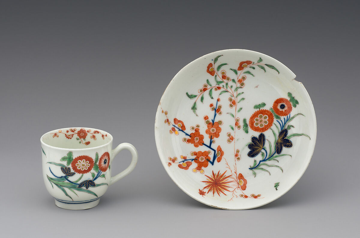 Saucer (part of a service), Worcester factory (British, 1751–2008), Soft-paste porcelain, British, Worcester