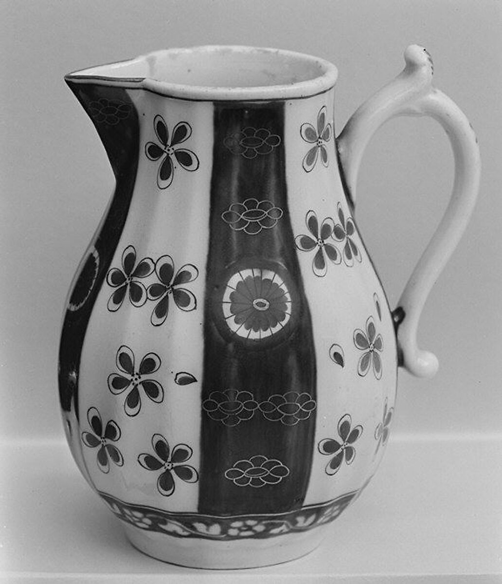 Cream jug (part of a service), Worcester factory (British, 1751–2008), Soft-paste porcelain, British, Worcester 