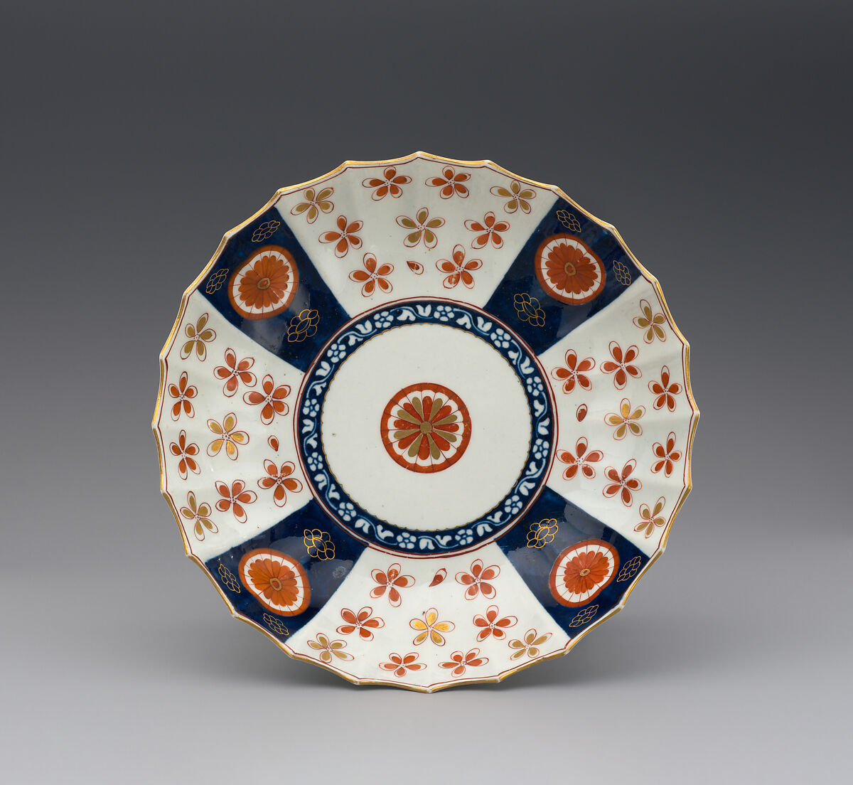Dish (part of a service), Worcester factory (British, 1751–2008), Soft-paste porcelain, British, Worcester 