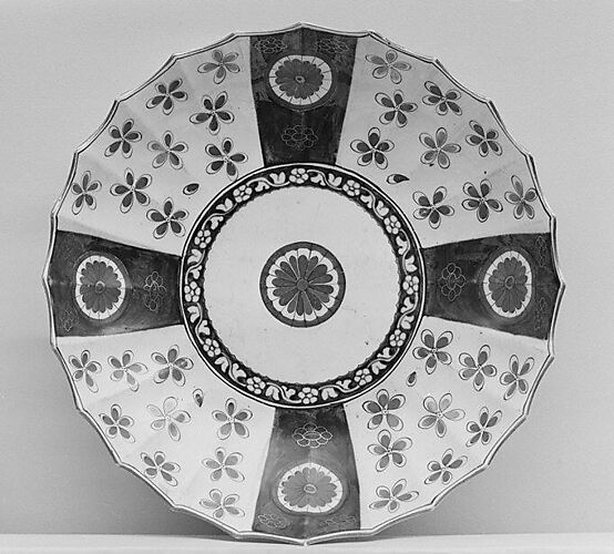 Dish (part of a service)