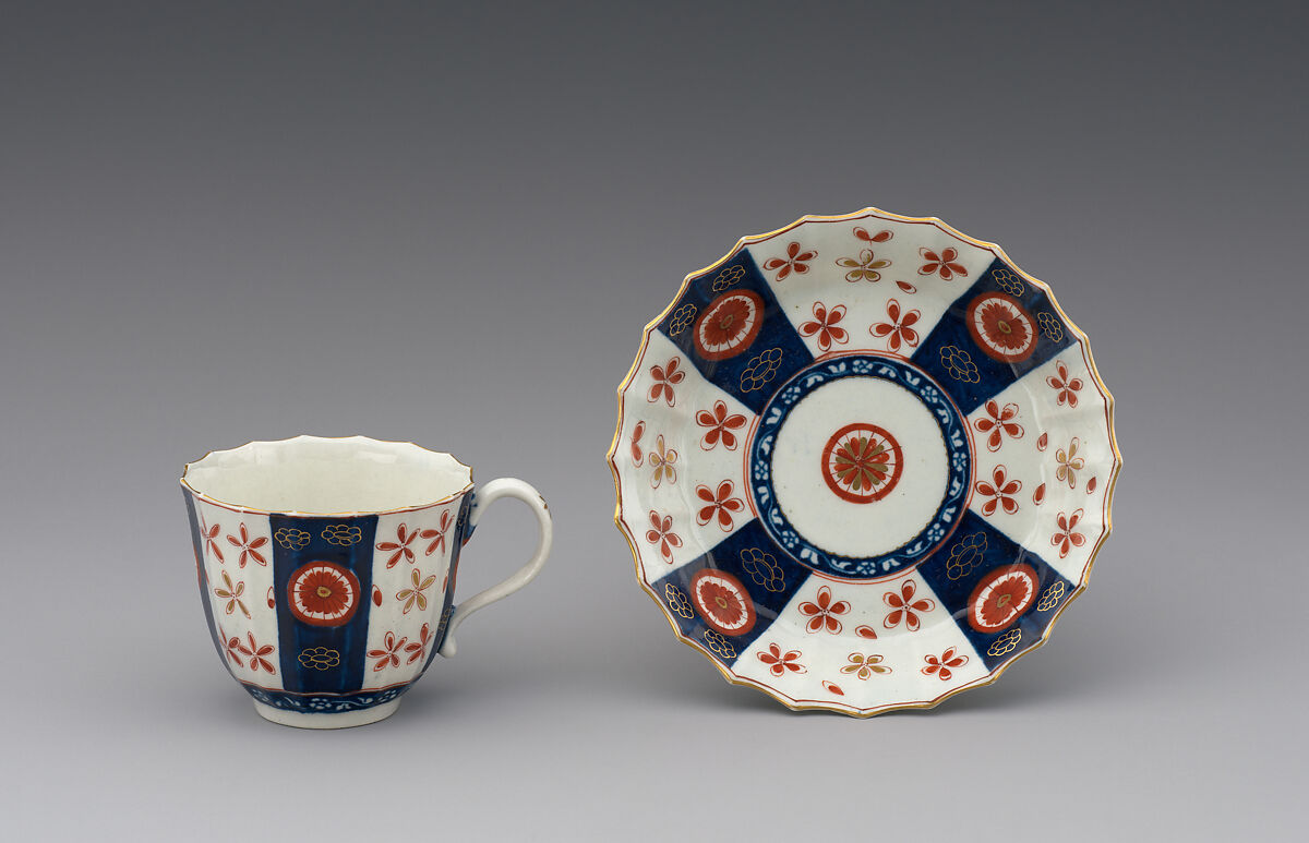 Saucer (part of a service), Worcester factory (British, 1751–2008), Soft-paste porcelain, British, Worcester
