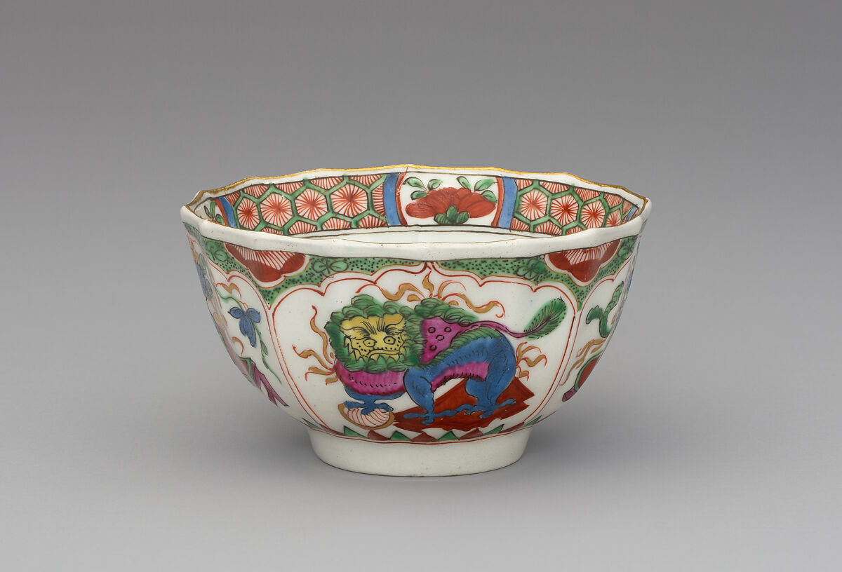 Cup and saucer, Worcester factory (British, 1751–2008), Soft-paste porcelain, British, Worcester