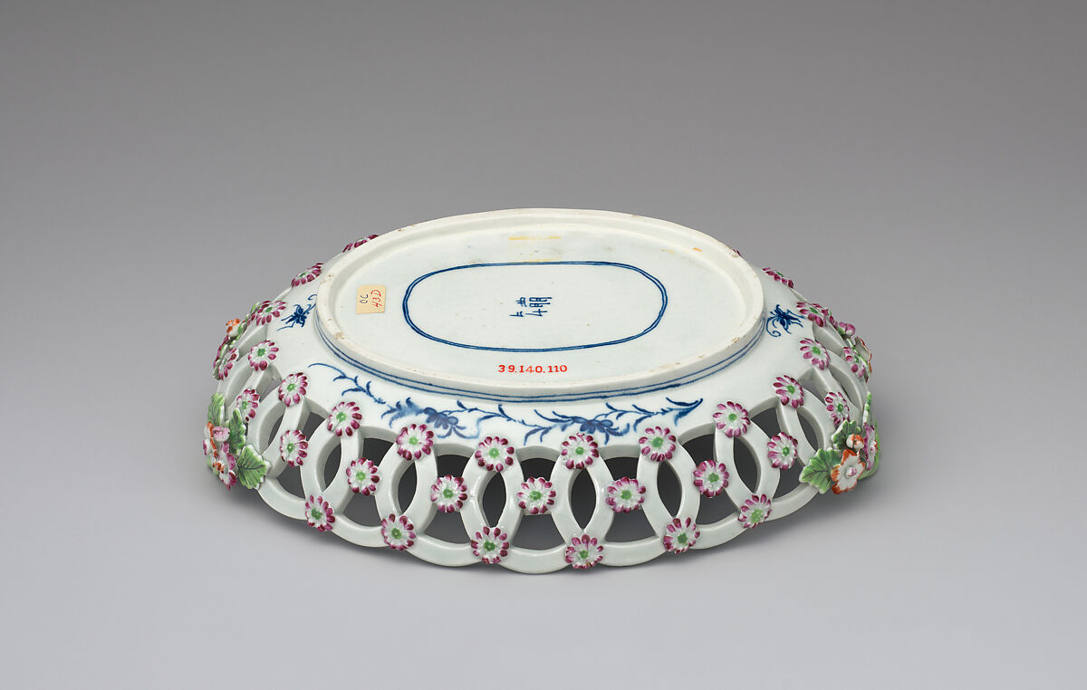 Dessert basket, Worcester factory (British, 1751–2008), Soft-paste porcelain, British, Worcester